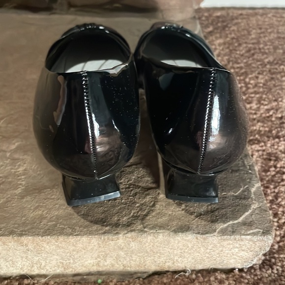 Easy Street Women’s Waive Black - Picture 5 of 9